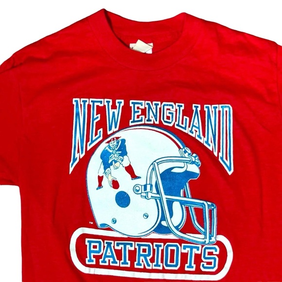 Vintage 1980’s New England Partiots graphic of helmet single stitch red - Picture 2 of 6